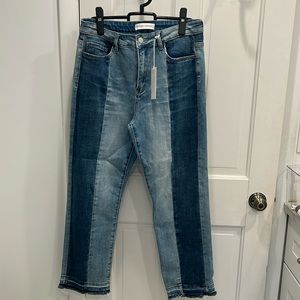 Women’s size 30Two tone, panel jeans, fringe bottom, never been worn.